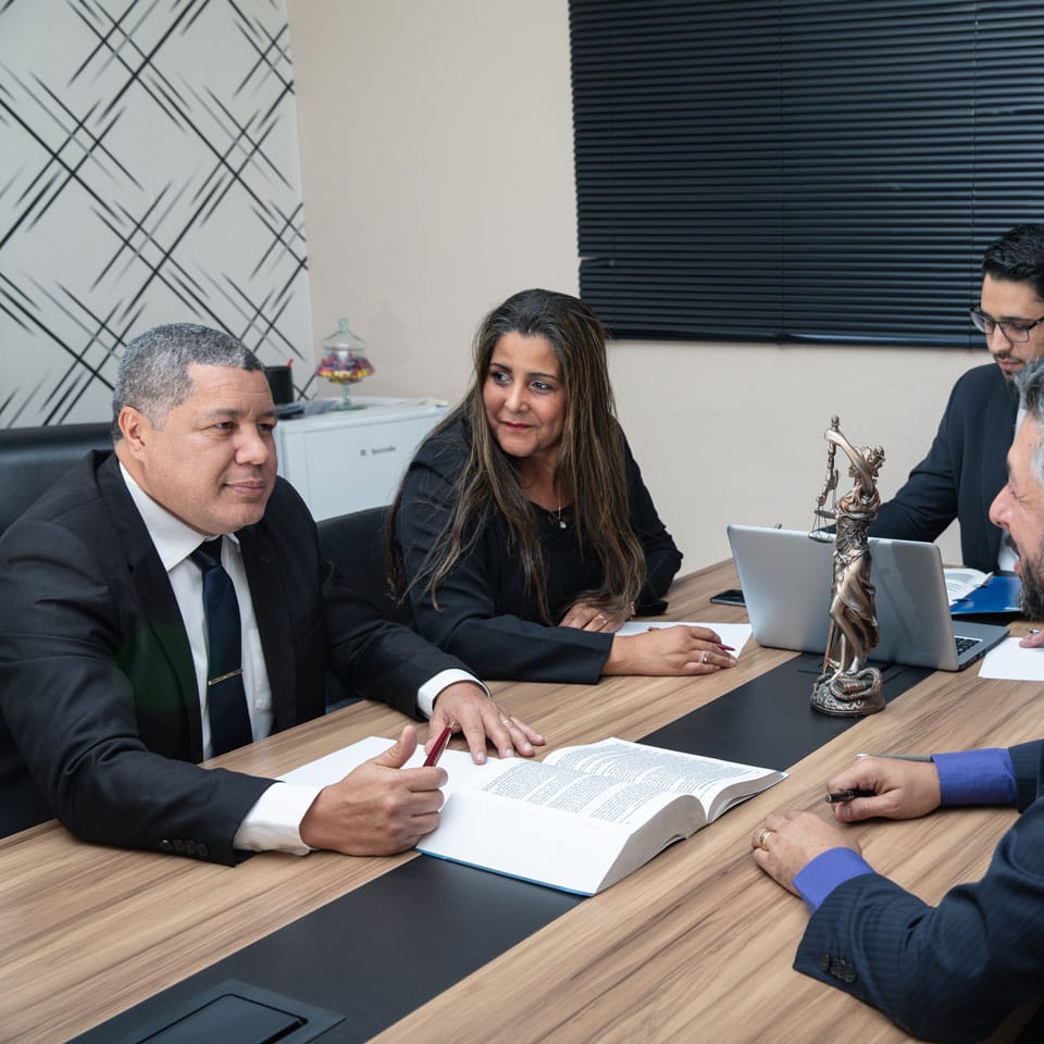 abogado-corporativo-la-paz-bolivia